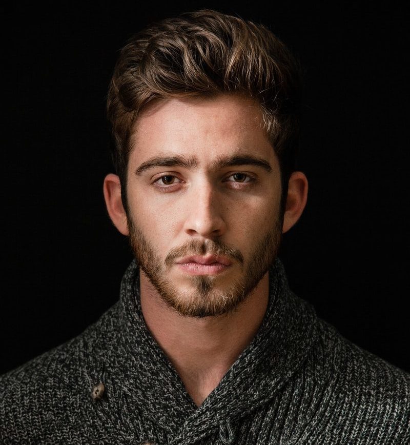 man's grey and black shirt